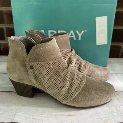 Array Mujeres Blair Taupe Gamuza Tacón Bloque Botines Zapatos EE. UU. 7 N Ancho Estrecho Foto 1 de 4