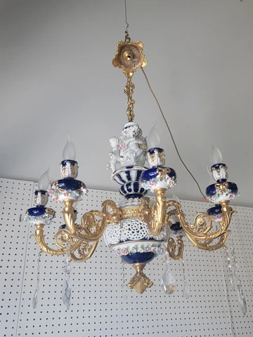MAGNIFICENT Meissen or Capodimonte 6Up Porcelain Putti & Brass Rococo Chandelier Cover