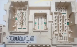 MÓDULO DE FUSIBLE HYUNDAI TUCSON TL- 91950D3610 HD3F0044 - Imagen 1 de 2