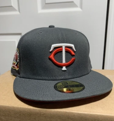 Hat Club Exclusive New Era MINNESOTA TWINS FITTED HAT 60 SEASONS PATCH SZ 7 1/4 - Image 1 of 4