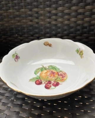 Made in Czechoslovakia Round ceramic bowl with fruit pattern - Image 1 of 4