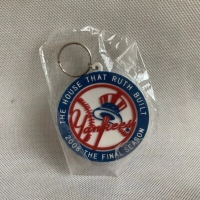 New York Yankees 2008 Stadium Final Season Keychain The House Ruth Built Charm - Image 1 of 2
