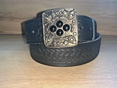 Cinturón Celta Negro y Hebilla Tribal Azteca 38mm Hecho a Mano Cuero Real 38mm F7 Foto 1 de 4