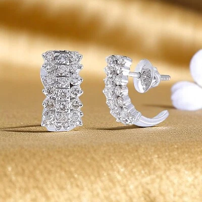 Exquisite 2.10 Cts Round Brilliant Cut Diamonds Three-Row Stud Earrings 14K Gold - Image 1 of 3
