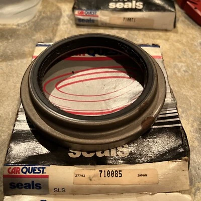 Sello de rueda interior trasero NATIONAL 710085 se adapta a 87-93 Isuzu FSR en caja de carquest! F+S Foto 1 de 4