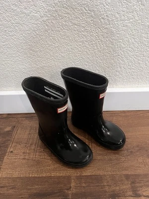 Botas de lluvia negras unisex para niños pequeños Hunter ~ talla 7 género neutro Foto 1 de 4
