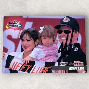 Jeff Burton 1998 MAXX 1997 YEAR IN REVIEW VICTORY LANE autographed NASCAR card