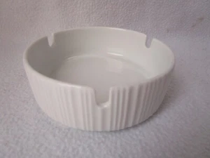 Rosenthal Variation Design Tapio Wirkkala Aschenbecher rund weiß 10,5x3,5cm TOP - Picture 1 of 6