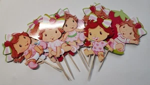 cupcake toppers baby strawberry shortcake - Picture 1 of 1