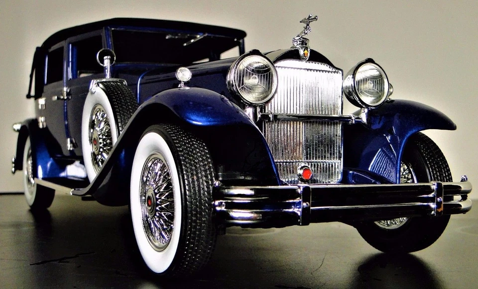 Classic Custom Dream Built Metal Model Phantom Concept Hot Rod Race Promo Car - Image 1 of 4