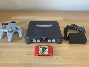 Nintendo 64 N64 System / Console Bundle + 1 Gray OEM Controller + NFL 2001 Game - Picture 1 of 9