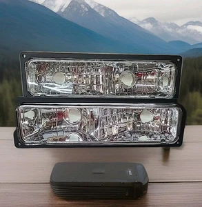 88-98 Chevy GMC C/K 1500 2500 3500 Silverado Sierra Pickup Bumper Signal Lights - Picture 1 of 4