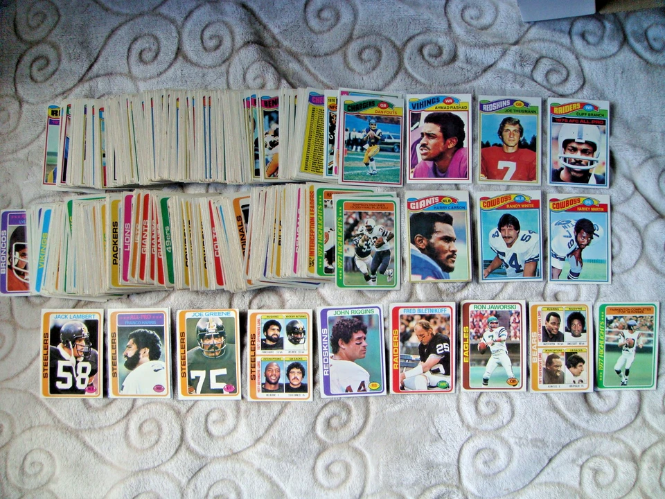 1977 1978 Topps football vintage lot Harry Carson Rookie Payton Franco Fouts - Image 1 of 1