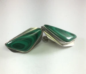 Vintage Sterling Silver Genuine Malachite Angled Screw Back Earrings Size 1.25“ - Picture 1 of 5