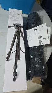 NEW Insignia NS-DTRP65 64" Photo/Video Universal Tripod with Carrying Case - Picture 1 of 3