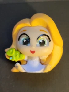 Young Rapunzel - Disney Doorables - Serie 8 - Jóvenes Princesas - Enredados - Imagen 1 de 1