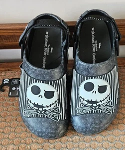 Para hombres Ground Up Pesadilla Antes de Navidad Zueco Sandalia Zapatos Disney Talla 10 Nuevo - Imagen 1 de 5