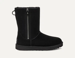 Women) UGG Classic Short Zip 'Black' boot - Picture 1 of 13