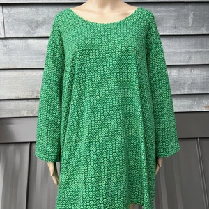 Catherines Shirt Womens 3X 26/28W Green Geometric Print Long Sleeve Pullover Top - Picture 1 of 14