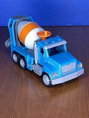 Driven By BATTAT R/C CAMINHÃO DE CIMENTO SEM LUZES E SONS DE SUBSTITUIÇÃO REMOTOS A2 - Imagem 1 de 4