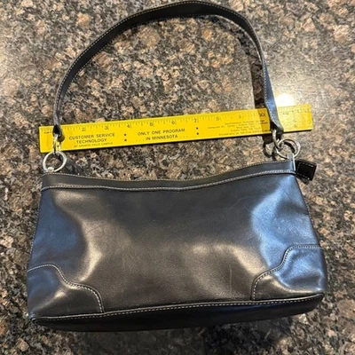 Mini bolso de hombro Ann Taylor de cuero negro vintage 10x3,5x6 pulgadas Foto 1 de 4