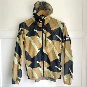 Adidas Terrex AGR Rain Jacket Women Small 8 10 Green Camo Running Waterproof - Picture 1 of 11