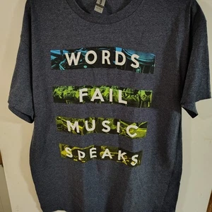 Gildan - Words Fail Music Speaks T-shirt Size L NEW - Picture 1 of 5