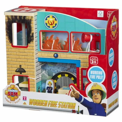 Fireman Sam - Juego de madera para estación de bomberos Pontypandy con figuras y accesorios Foto 1 de 4
