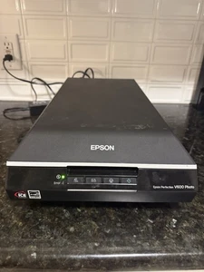 Epson Perfection V600 Photo Color Scanner - działa świetnie - zawiera kable PRZETESTOWANE - Zdjęcie 1 z 2