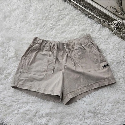 Calvin Klein Khaki Pull On Shorts. Size Large. Good preowned condition. - Image 1 of 4