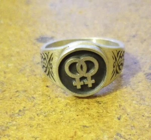 LGBT Double Female Symbol Ring Gay Pride - ring sizes 7 to 14 RM100 - Picture 1 of 4