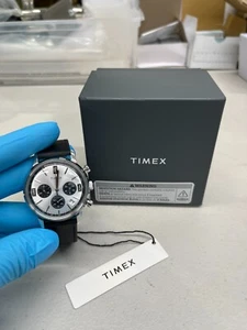 Timex Marlin Chronograph Quartz Silver Dial Men's Watch TW2W10300 - NEW DEFECTS - Picture 1 of 8