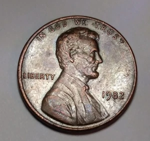 1982 Copper Sm Date Lincoln Memorial Cent Die Crack 3.1 grams error Red/Brown - Picture 1 of 5