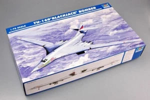 Trumpeter 1/72 01620 Tu-160 BlackJack Bomber - Picture 1 of 1