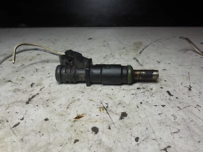 3 Inyectores de combustible A2720780249 Mercedes-Benz E350 C300 GL550 ML350 CL550 Foto 1 de 4