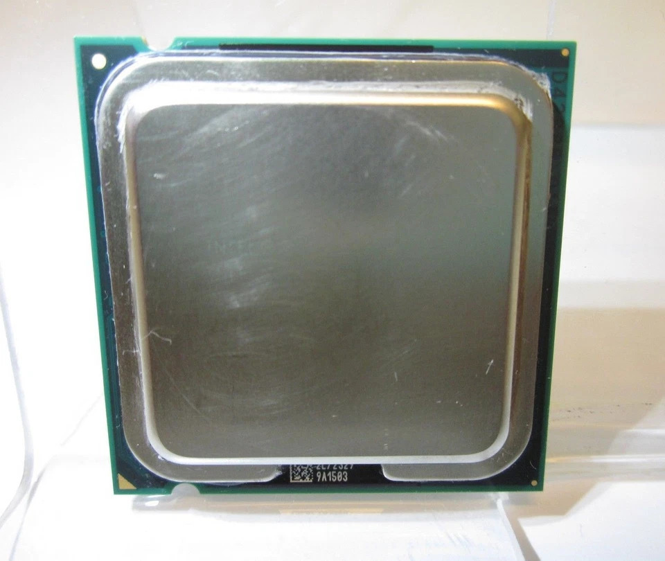 PROCESADOR INTEL CORE 2 DUO E6550 SLA9X 2,33GHz 1333MHz SOCKET 775 - Imagen 1 de 1