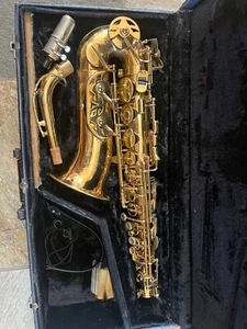 Altsaxophon mit Koffer und Mundstück.  Marke Vito. Made in Taiwan - Bild 1 von 14
