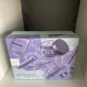 look fantastic Celebration Of beauty box - Picture 1 of 8
