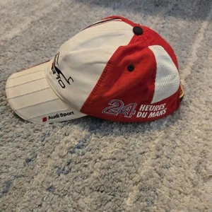 Gorra de béisbol ajustable Hat R10 Audi Sport North Du Mans blanca y roja usada en excelente estado - Imagen 1 de 8