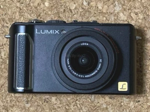 Panasonic LUMIX DMC LX3  Camera Gift Personal Used less photo-shooting tour - Picture 1 of 6