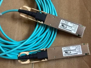 JUNIPER 740-065632 100 Gigabit Ethernet QSFP28 OM3 5M 850nm 70C AOC cable - Afbeelding 1 van 2