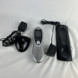 Logitech Harmony 890 Advanced Universal Remote Control w/Dock & Extender READ - Picture 1 of 2