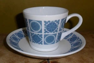 ROYAL TUSCAN CHARADE CUP AND SAUCER 8 SETS AVAILABLE * - Picture 1 of 3