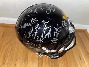 2023 WASHINGTON COMMANDERS TEAM SIGNED REP FULL SIZE FOOTBALL HELMET COA HOWELL - Picture 1 of 10