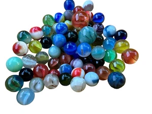 Lote de mármol surtido vintage más de 60 remolinos de vidrio A1 ágata Akro etc. - Imagen 1 de 4