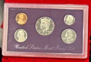 1992 S US Mint Clad Proof 5 Coin Set - Picture 1 of 4