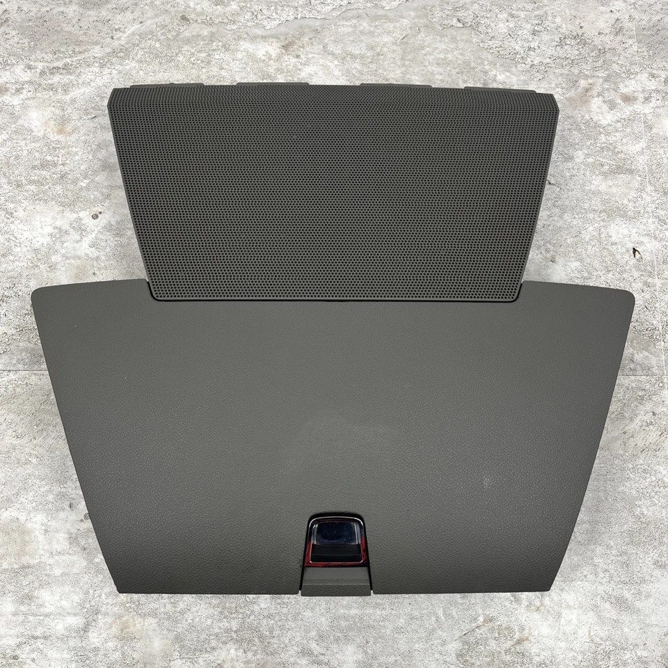 Chevrolet Traverse 2009-2014 tablero superior compartimento de almacenamiento gris titanio oscuro Foto 1 de 4