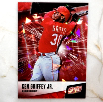 Ken Griffey Jr. 2019 Panini Father's Day #12 Cracked Ice Parallel SP!  /25 - Image 1 of 2