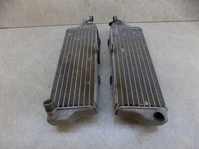 Juego de radiadores Husqvarna TE610 izquierda derecha TE 610 2008 poco kilometraje  Foto 1 de 4