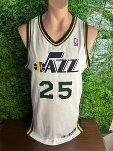 2010-11 Utah Jazz Basketball #25 Al Jefferson Game Worn Jersey White Size 2XL+2 - Picture 1 of 5